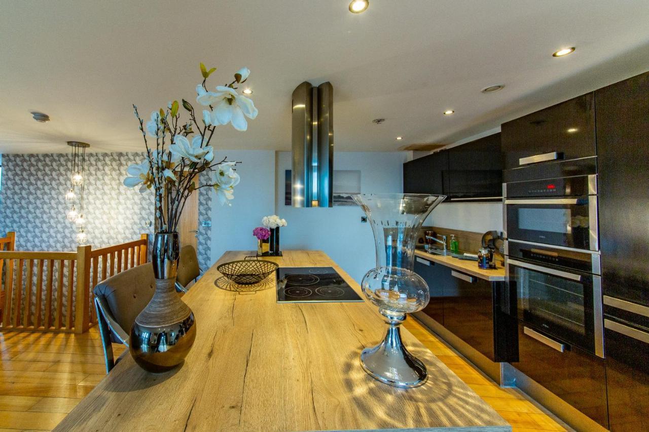 Spacious 3-Bed Penthouse With City Sky Line Views Sheffield Dış mekan fotoğraf